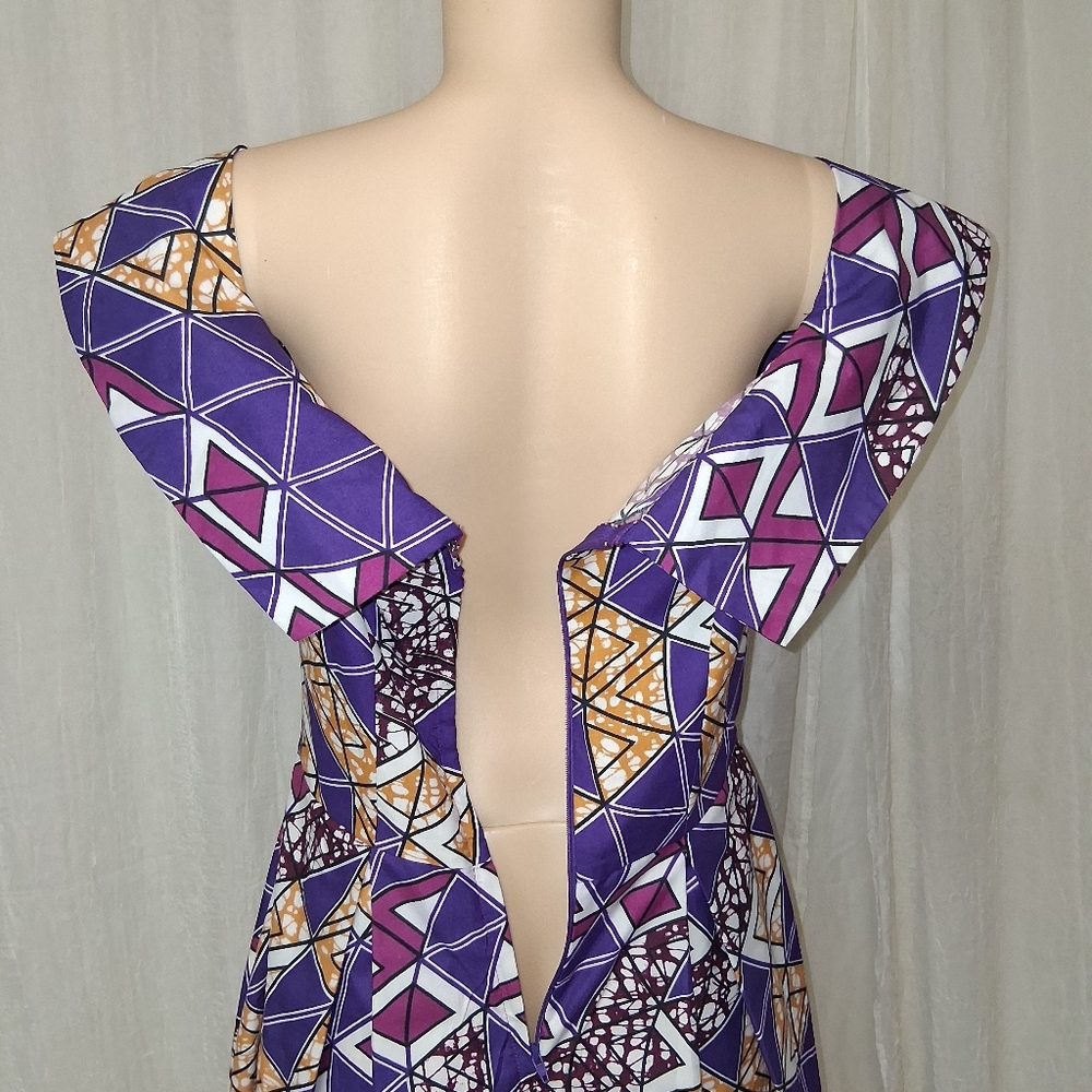 NIARA New Woman Size 12/36 Elegant High-Low Geometric Dress in Purple and Gold - Picture 11 of 17